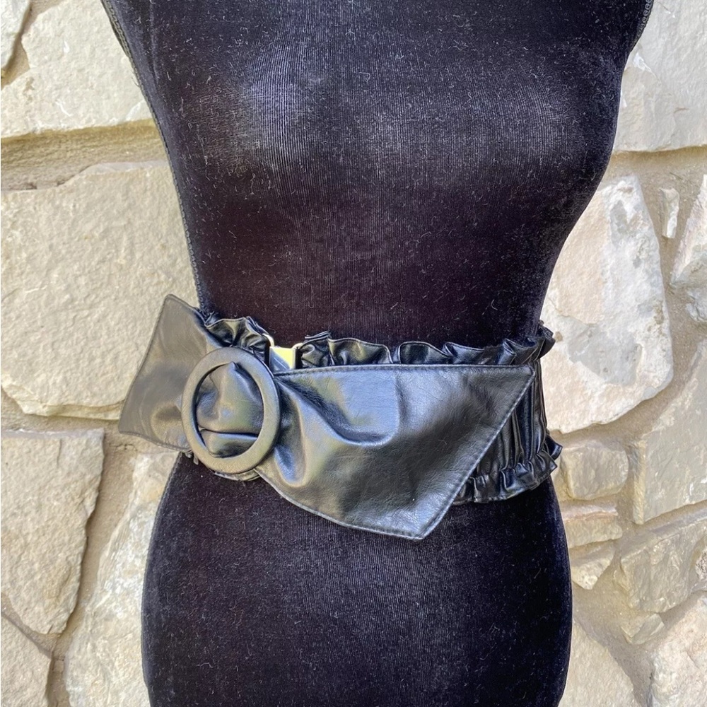 Vintage Womens Stretch Black Faux Leather Belt S M - Picture 3 of 7